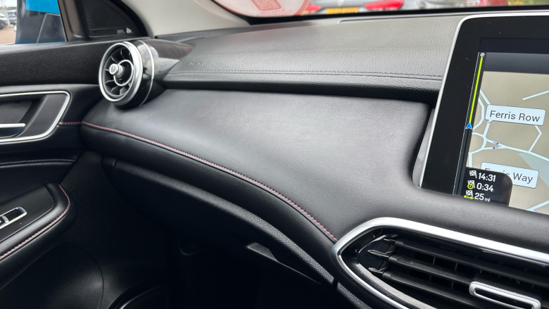 MG Hs 1.5 T-GDI Excite 5dr DCT Petrol Hatchback